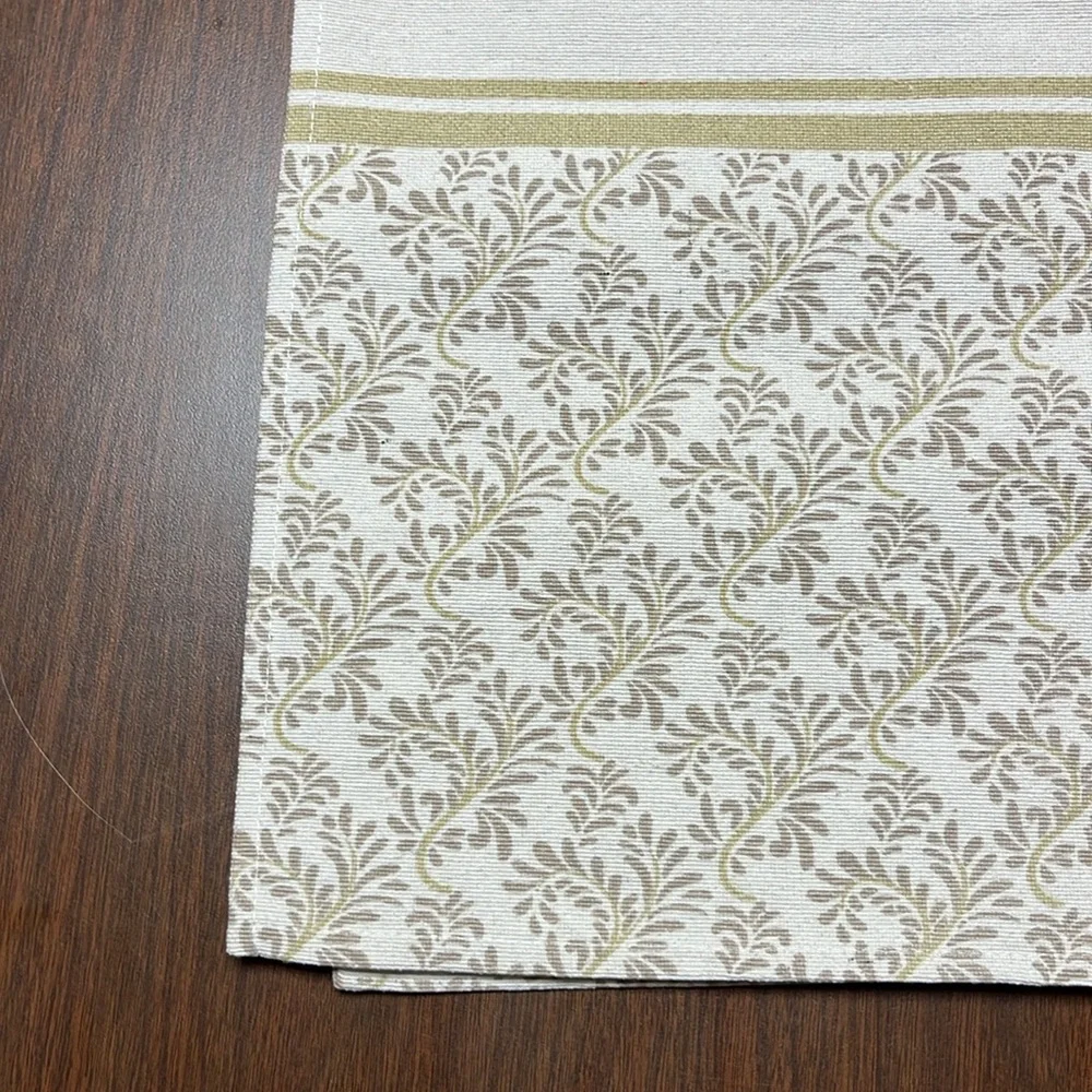 Nicole‎ Canvas table runner, new